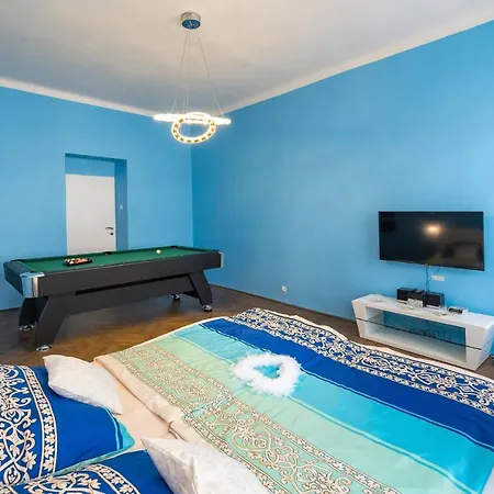 Exclusive Whirlpool * Praha