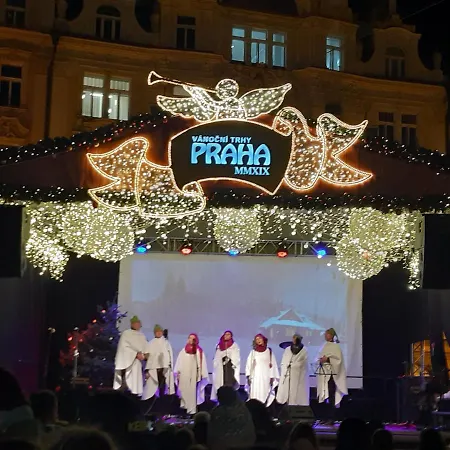 Exclusive Whirlpool Praga